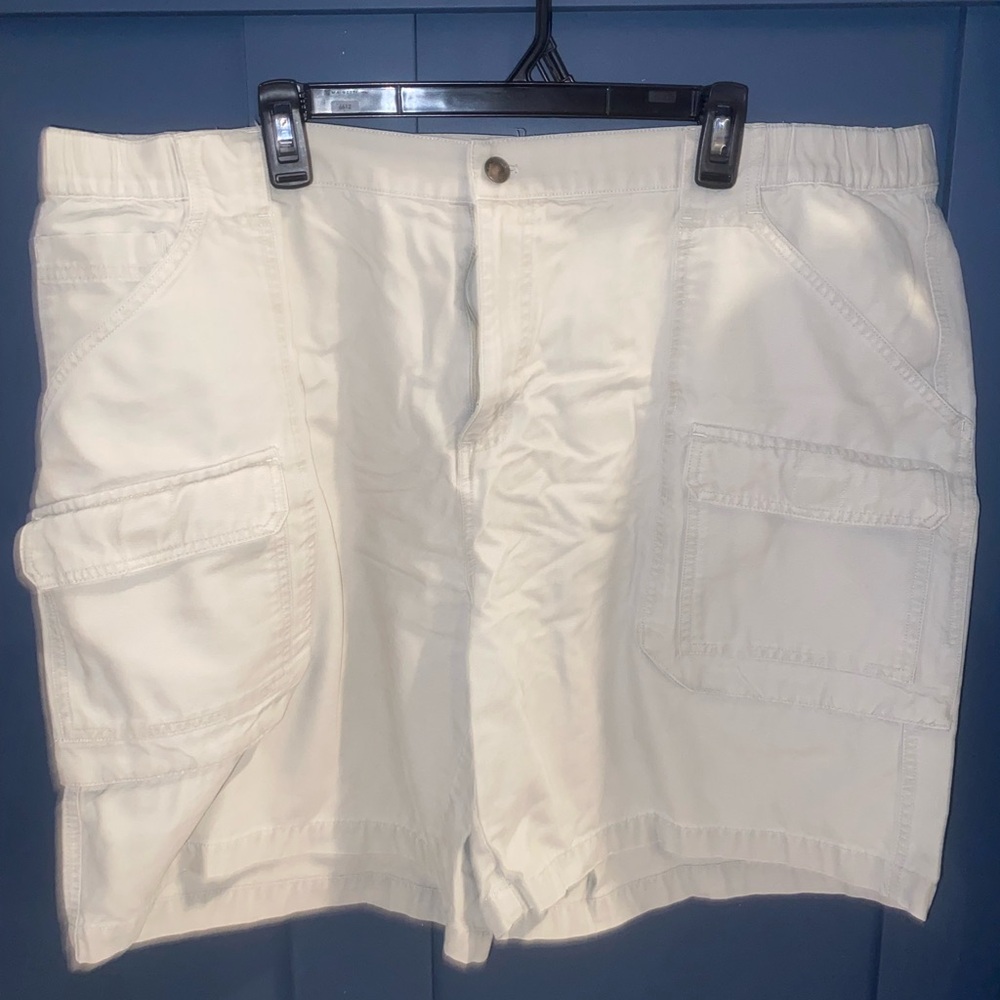 Men's Columbia Cream Cargo Shorts‎